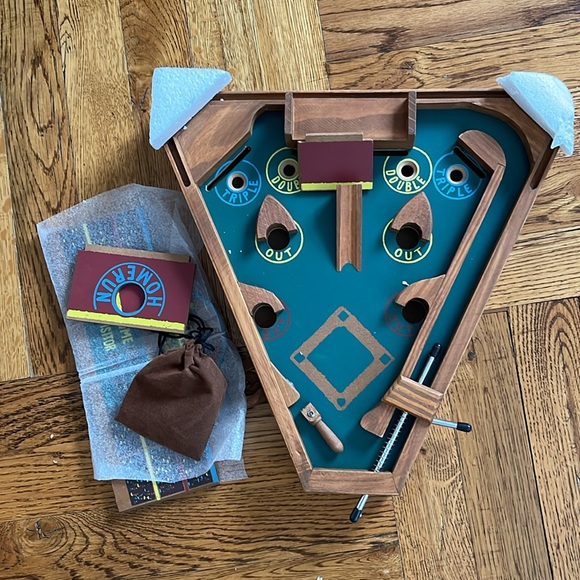 FRONT PORCH CLASSICS CIRCA BASEBALL - Picture 4 of 5